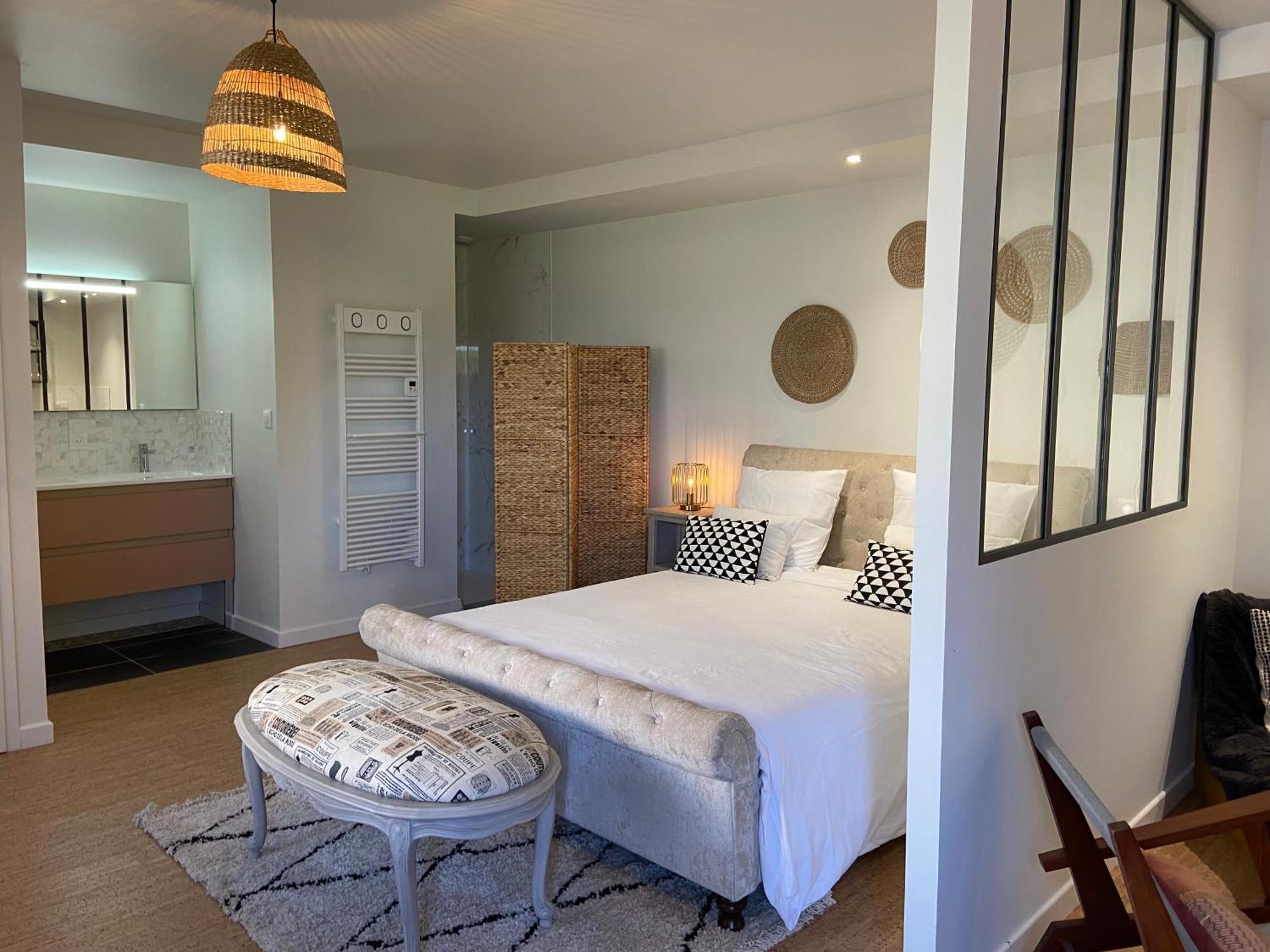 Les Logis Du Forgeron, Gites De Groupe Entre Loire & Vignes Saint-Jean-des-Mauvrets 外观 照片