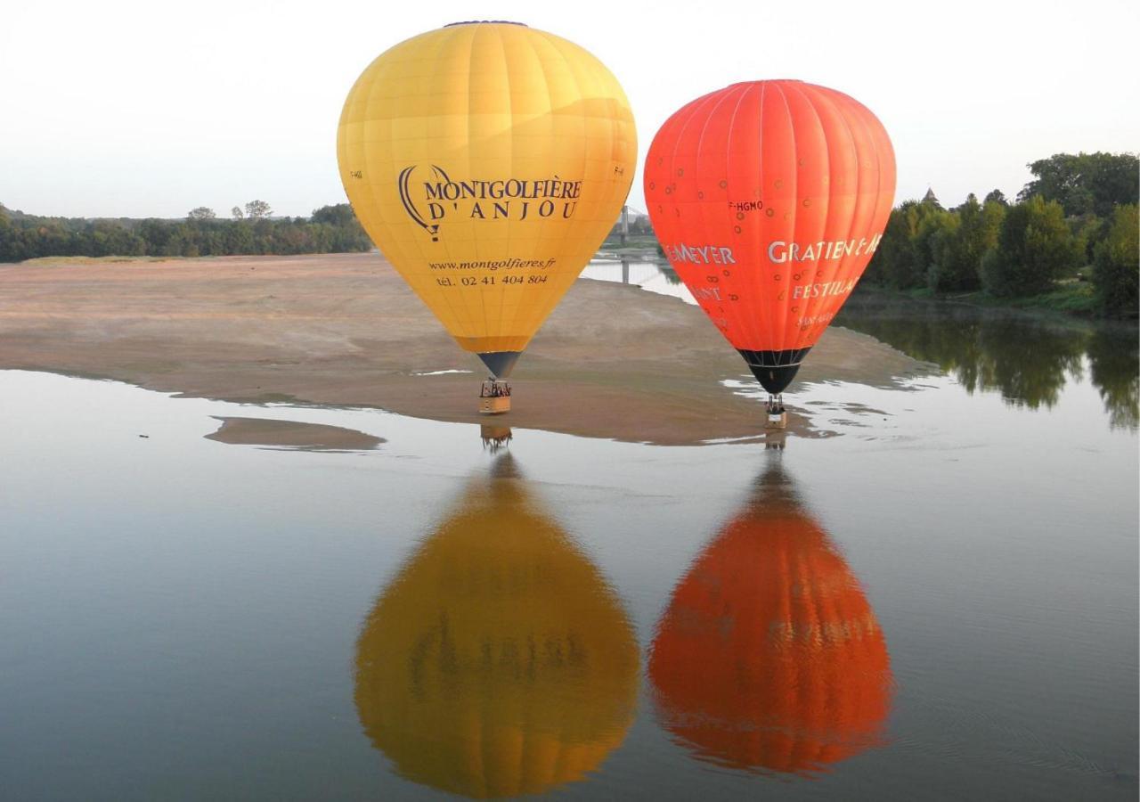 Les Logis Du Forgeron, Gites De Groupe Entre Loire & Vignes Saint-Jean-des-Mauvrets 外观 照片